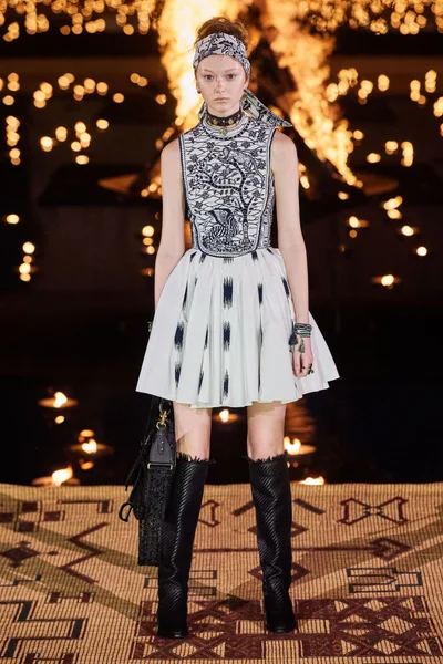 Look 59
